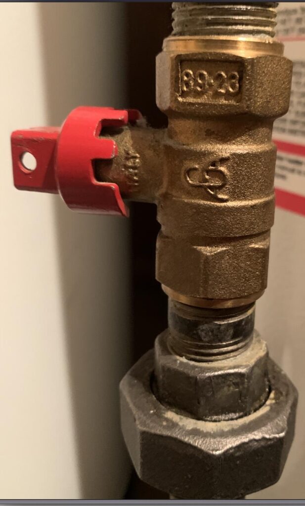 Gas shut off valves can be the first introduction to your new customer. Use our plastic warning tag customized with your utility name and contact information to ensure proper installation, etc.